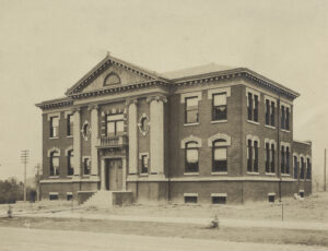 Carnegie Library (now the Forney Building) in 1905