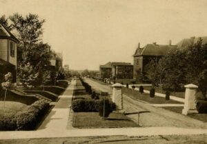 College Avenue in 1913
