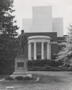 Jackson Library, 1988