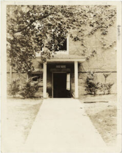 Junior Shoppe entrance, 1936