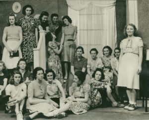 Playlikers group photo, 1938-1939
